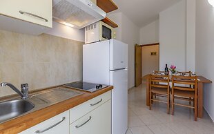 Apartments with Shared Pool Rocco 1