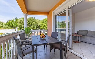 Apartments with Shared Pool Rocco 1