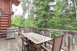 Chalet Refuge 114 in Lac-sup Rieur