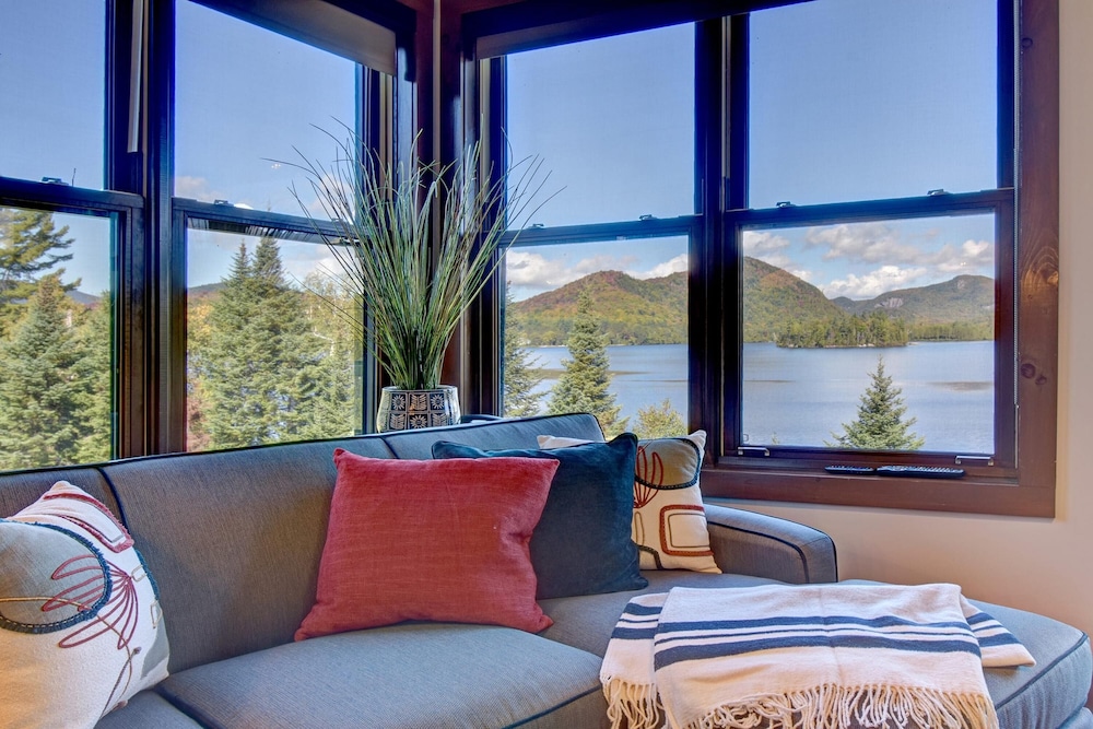 Lake Resort Suite Views Amenities