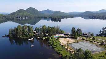 Spacious log Cottage Resort Access Citq 242255