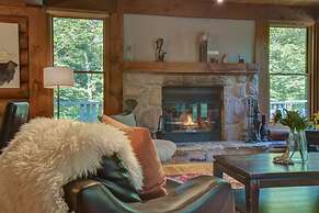 Spacious log Cottage Resort Access Citq 242255