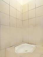OYO Life 92954 Shanti Kost