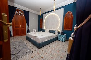 Nomadz Palace