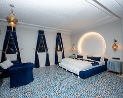 Nomadz Palace