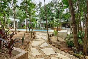 Villa Edzna Resort Pool AC Fast Internet