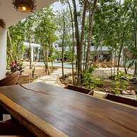 Villa Edzna Resort Pool AC Fast Internet