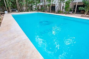 Villa Edzna Resort Pool AC Fast Internet