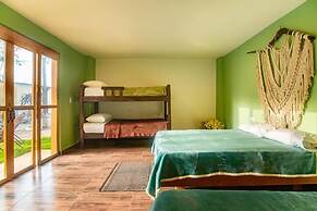 Waikiki Beach Hostel