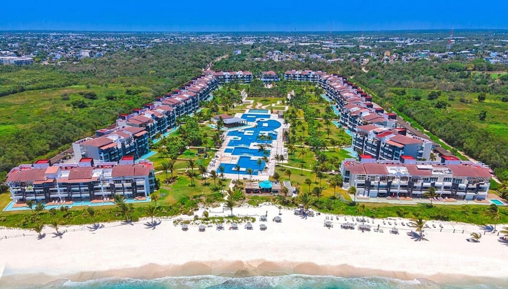 Marea Azul Beach Resort