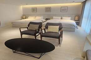 Hotel Noblion