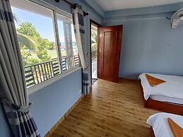 Roomy Guesthouse