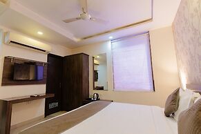 Fabhotel Signature Inn