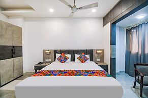Fabhotel Apple Tree