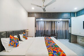 Fabhotel Apple Tree