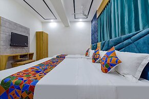Fabhotel Green Tree