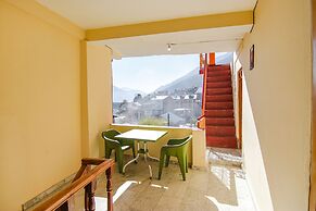 Fabhotel Green View