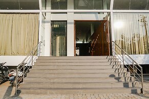 Fabhotel Dreams Inn