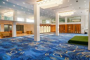 Fabhotel Dreams Inn