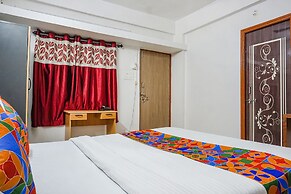 Fabhotel Lake View