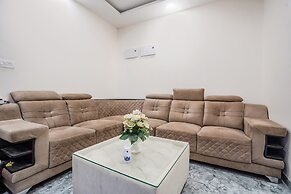 Fabhotel Paramount