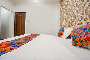 Fabhotel Paramount
