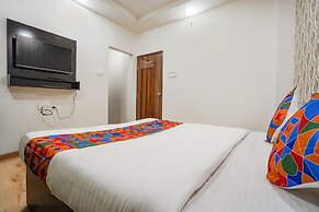 Fabhotel Paramount
