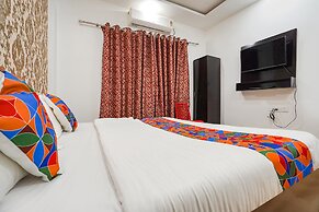 Fabhotel Paramount