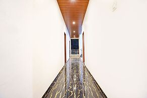 Fabhotel Paramount
