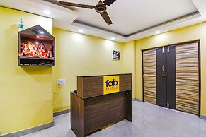 Fabexpress Laxmi Inn