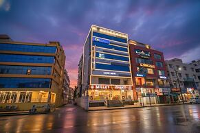 Fabhotel Sri Karthikeya Grand