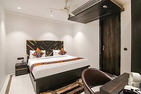 FabHotel Sky Suites Karkardooma