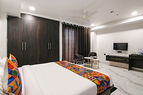 FabHotel Sky Suites Karkardooma