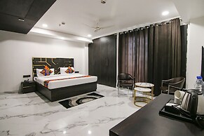 FabHotel Sky Suites Karkardooma