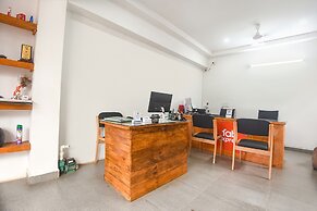 FabHotel Holiday Suites