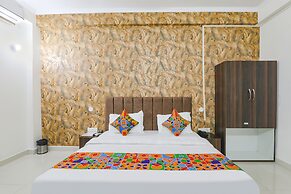 Fabhotel The Villa I