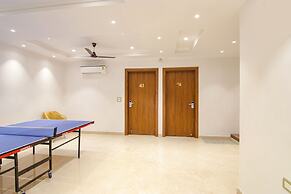 Fabhotel La Serene Bnb