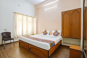 Fabhotel Girija