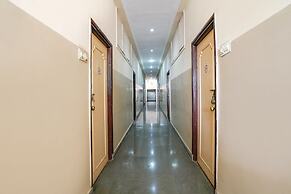 Fabhotel Girija
