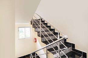 Fabhotel Prime Ravila Grand