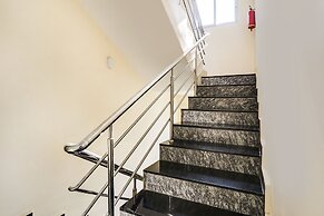 Fabhotel Prime Ravila Grand