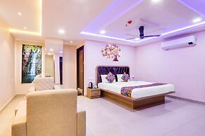 Fabhotel Prime Ravila Grand