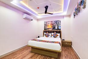 Fabhotel Prime Ravila Grand