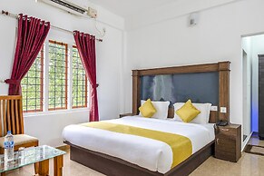 Fabhotel Abrigo Residency