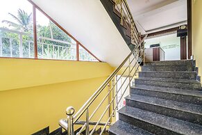 Fabhotel Abrigo Residency