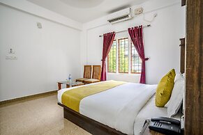Fabhotel Abrigo Residency