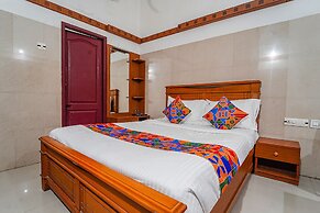 Fabhotel Skyry I