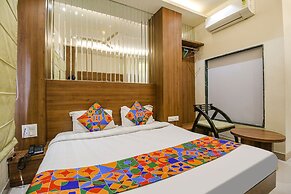 Fabhotel Royal Palace Ii