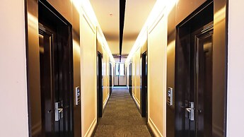 Sky Hill Hotel