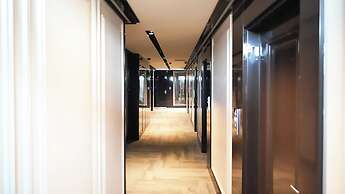 Sky Hill Hotel